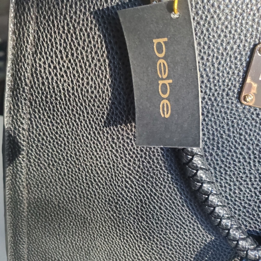 BEBE SATCHEL - Picture 3 of 7